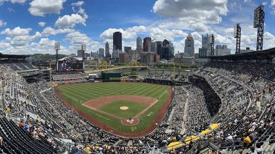 Final: Twins 11, Pirates 5 taken at PNC Park (Live coverage)